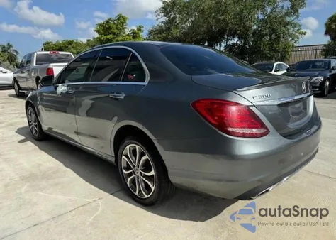 2017 Mercedes-Benz C 300 4Matic from USA, damaged, VIN 55SWF4KB4HU214841